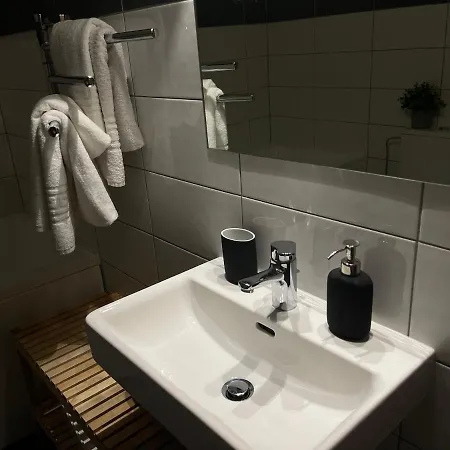 Riverpark - One-bedroom Near Downtown דירה *