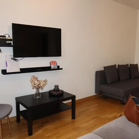 Huoneisto Riverpark - One-bedroom Near Downtown